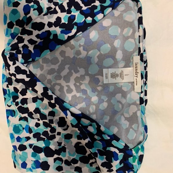 Laundry Dress - Picture 7 of 8